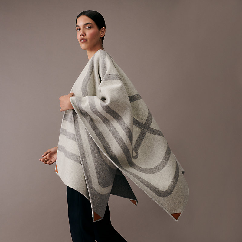 Voltige double face poncho | Hermès Finland